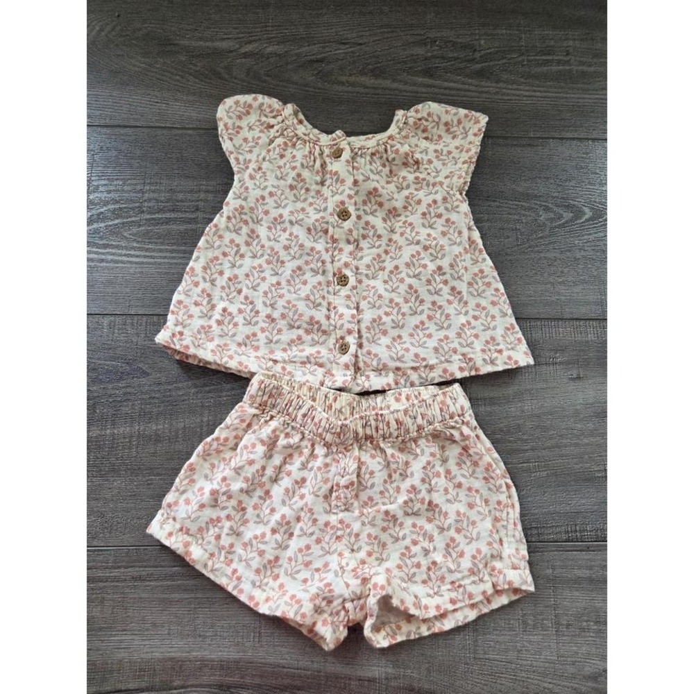 Little‎ planet baby girl set 3 mos